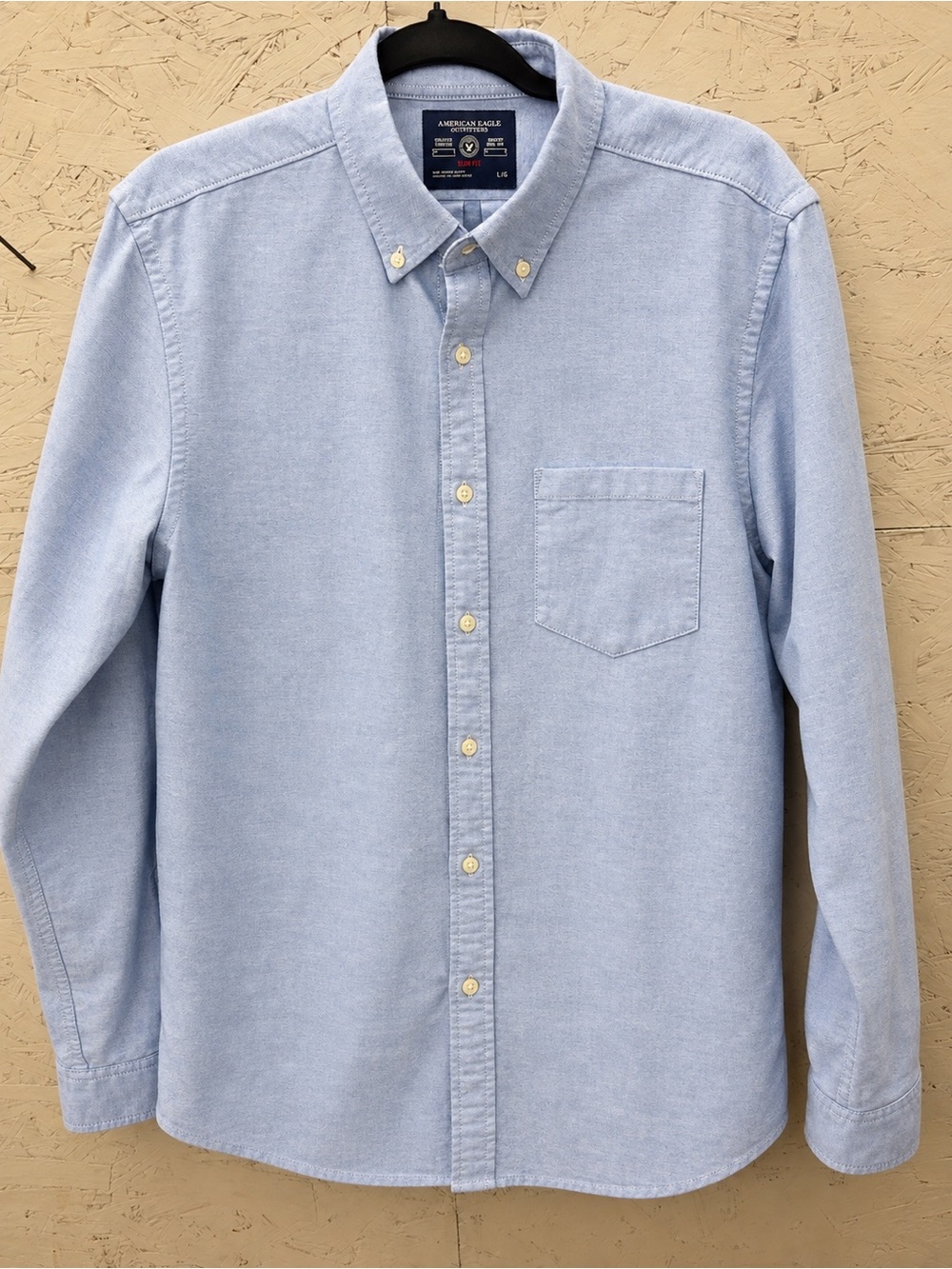 American Eagle Men’s Light Blue Slim Fit Button-Down Shirt Size Large